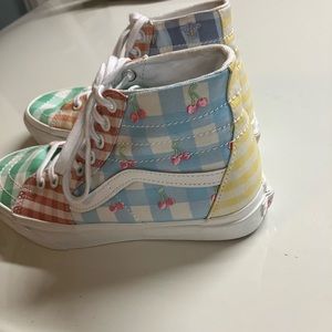 Vans checkered high top sneakers size 6.5